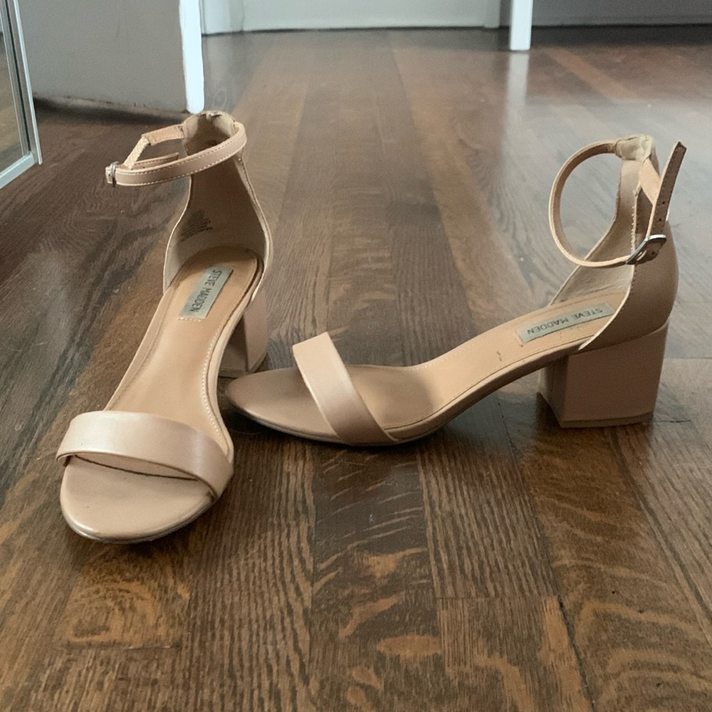Steve Madden Irenee Sandals size 8.5